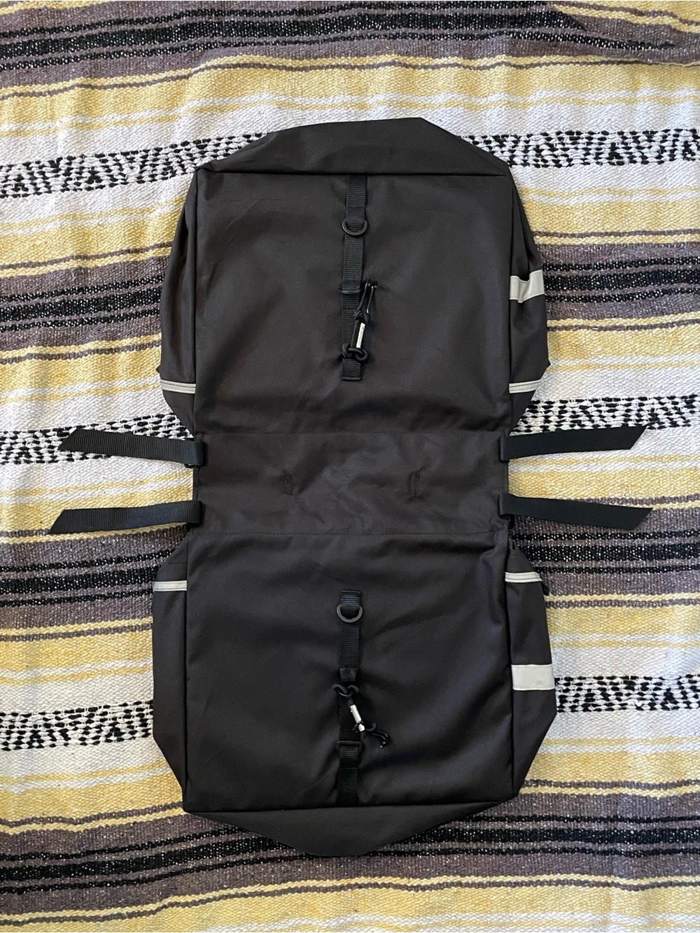 Avenir Rear Double Pannier Set Black Nylon Reflective Bicycle Bike Rack Bag 40L - Picture 10 of 10